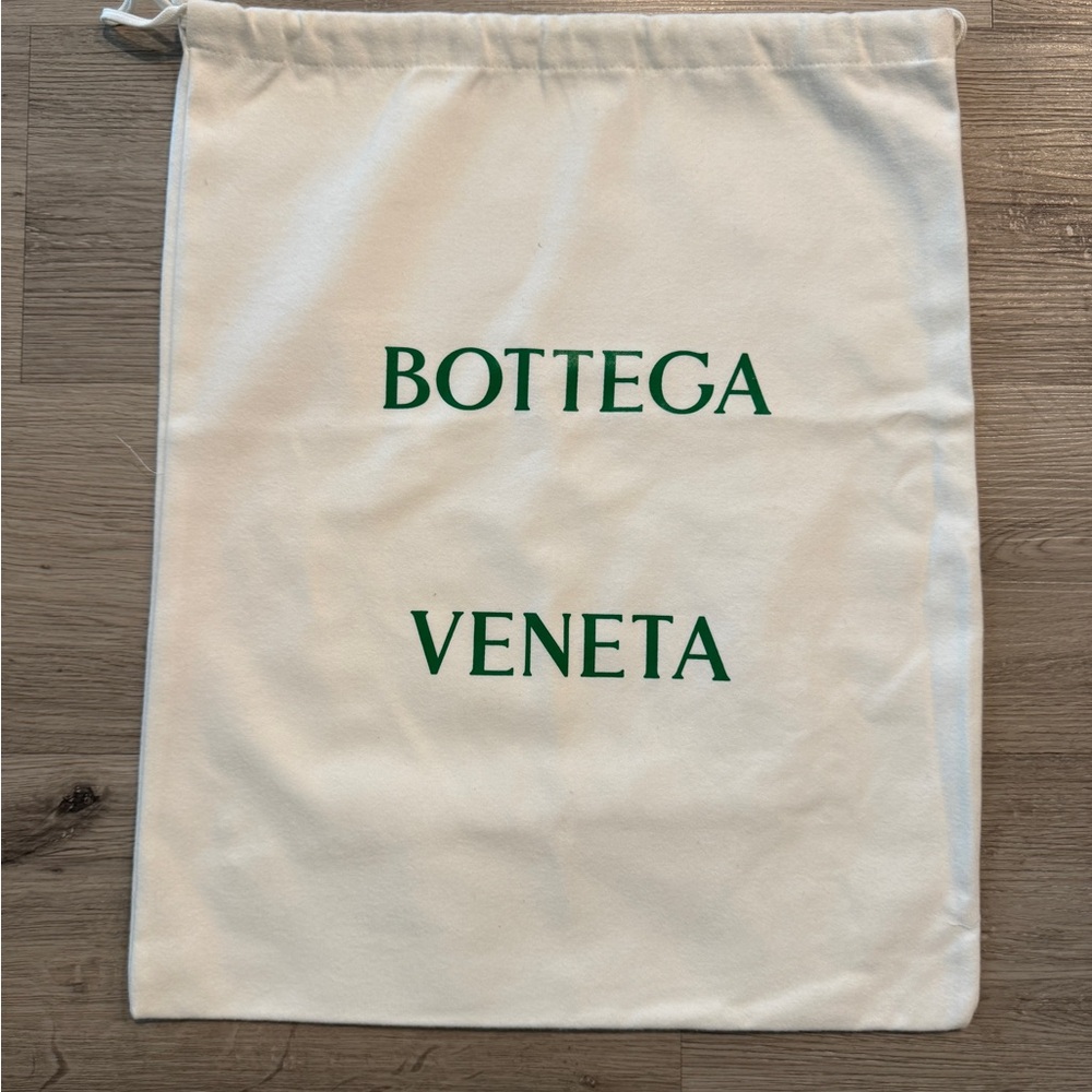 Bottega Veneta Cream Dust Bag with Green Logo